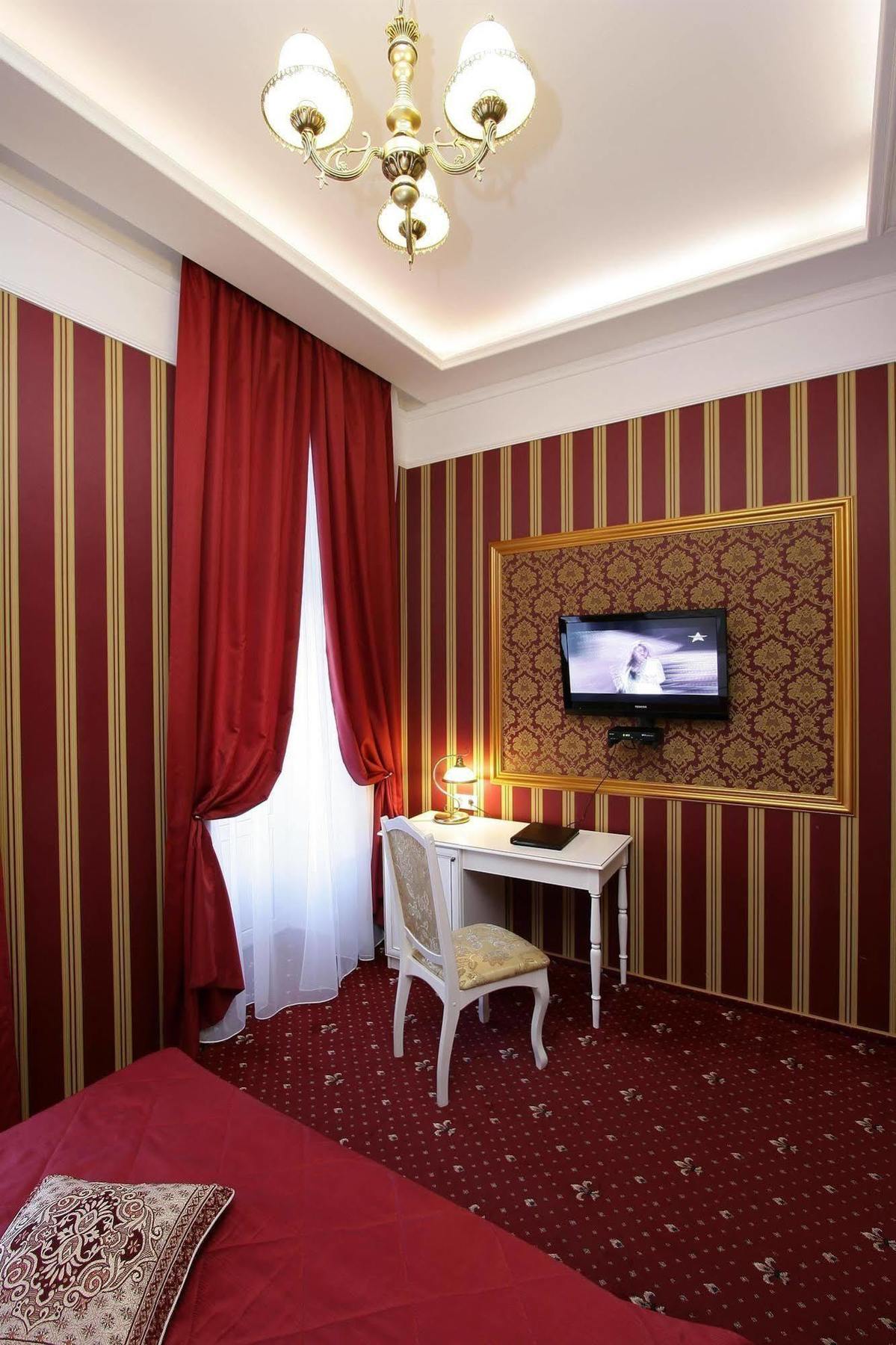 דנייפרופטרובסק Hotel Litera מראה חיצוני תמונה